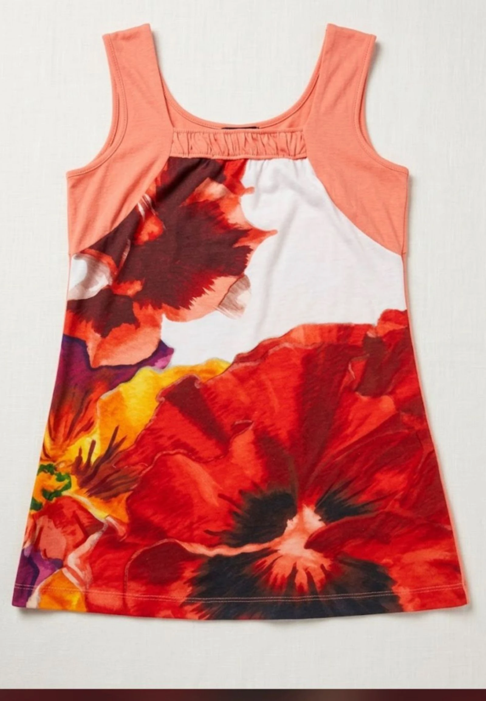 Blusa regata floral abstrata